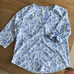 Quarter sleeve floral blouse